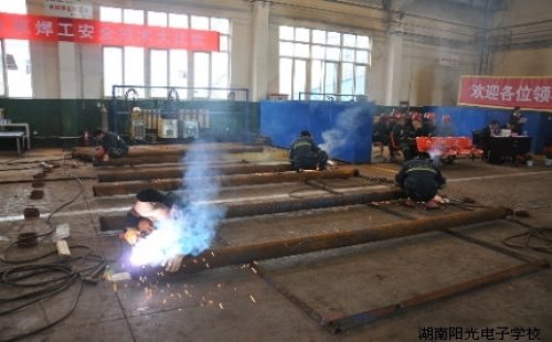 ȫ�ܻ����еʵս��