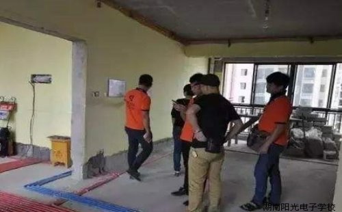 ˮ��+�繤+PLCʵս��